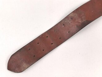 Zweidornkoppel für Offiziere der Luftwaffe, Höhe 57mm, Gesamtlänge 98cm