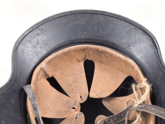 Stahlhelm Luftschutz . In allen Teilen originales Stück. Ungereinigt, entnazifiziert