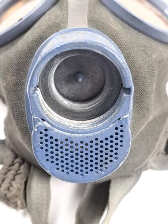 Gasmaske Wehrmacht, sehr guter Zustand, datiert 1944