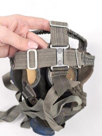 Gasmaske Wehrmacht, sehr guter Zustand, datiert 1944