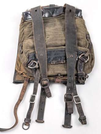 Tornister Wehrmacht datiert 1942. getragenes Stück