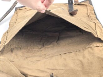 Tornister Wehrmacht datiert 1942. getragenes Stück