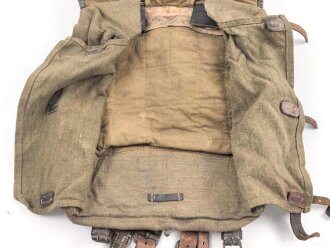 Tornister Wehrmacht datiert 1942. getragenes Stück