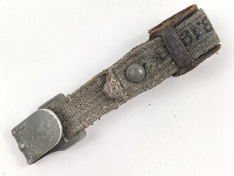 Halteriemen für eine Gasmaskendose der Wehrmacht,...