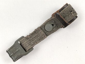 Halteriemen für eine Gasmaskendose der Wehrmacht, Gebrauchsanweisung als Fotokopie anbei