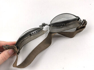 Kradmelderbrille Wehrmacht. Datiert 1939, Gummimuscheln weich, gebraucht