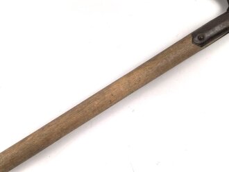 Fahrzeug-  oder Pionierspaten der Wehrmacht. Späte, vereinfachte Ausführung , Hersteller " IDEAL" Spaten. Ungereinigt.