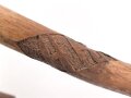 1.Weltkrieg Frankreichfeldzug , handgeschnitzter Erinnerungsstock "Argonnen 1914 /  17". Gesamtlänge 92cm