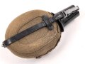 Feldflasche Wehrmacht, Ausführung 1 Liter, Leder angetrocknet