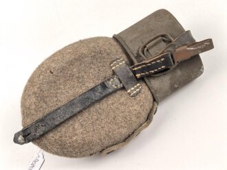 Feldflasche Wehrmacht , späte Ausführung, ungereinigtes Stück