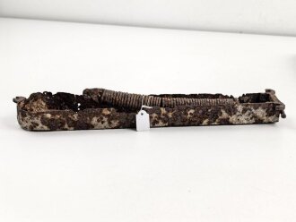 1. Weltkrieg, Federkasten zum MG08/15. Ungereinigter Bodenfund