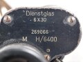 Fernglas, Doppelfernrohr 6 x 30 Wehrmacht. Hersteller E.Leitz Wetzlar. Klare Durchsicht, Strichplatte deutlich. Die Anknöpflasche von 1939.