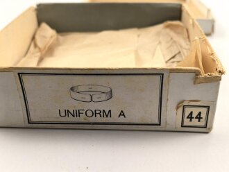 Leere Pappschachtel für Hemdenkrägen " Uniform A" . Maße etwa 15 x 15 x 5cm