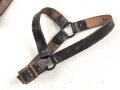 Paar Marschriemen für Stiefel, schwarzes Leder, guter Gesamtzustand, ungereinigt