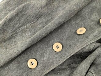 Drillichjacke Wehrmacht, Variante ohne Taschen, wohl Luftwaffe. Getragenes Kammerstück in gutem Gesamtzustand