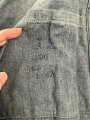 Drillichjacke Wehrmacht, Variante ohne Taschen, wohl Luftwaffe. Getragenes Kammerstück in gutem Gesamtzustand