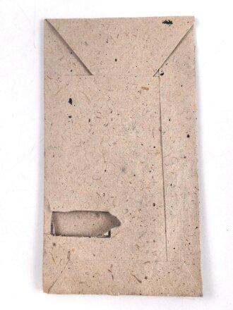 Schutzwall Ehrenzeichen, Zink ohne Band, in originaler Tüte, der Hersteller warum auch immer ausgeschnitten
