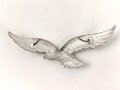 Adler für eine Schirmmütze der Luftwaffe. Aluminium, entnazifiziert