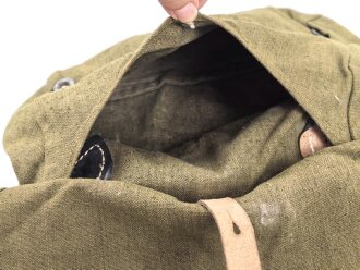 Brotbeutel für Angehörige des Heeres, wohl ungetragenes Stück, mit Reichsbetriebsnummer