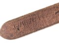 Fünf Stück Mantelriemen / Tornisterriemen. Schlechter Zustand und Nachkrieg gemischt
