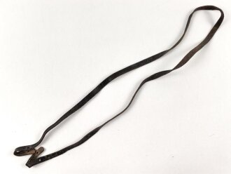 Trageriemen für ein Dienstglas der Wehrmacht, gebraucht, eine Niete fehlt