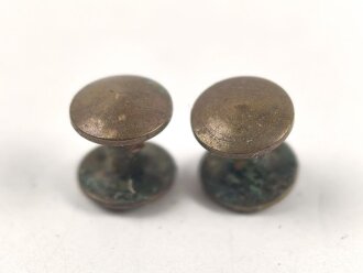 Paar Messingnieten zum Trageriemen für ein Dienstglas der Wehrmacht, gebraucht