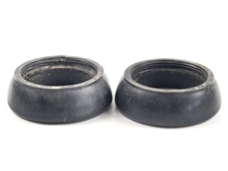 Paar Okularringe für ein Dienstglas 6 x 30 der Wehrmacht, schwarze Preßmasse