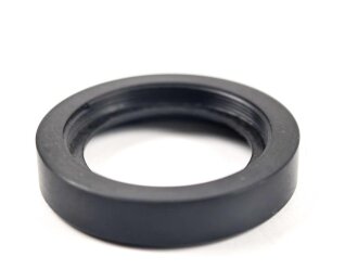 Einzelner Okularring, Innendurchmesser am Gewinde 25,5mm. Alter und Herkunft unbekannt