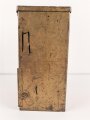 Behälter zum Scherenfernrohr 14 der Wehrmacht. Ausführung in Metall, Originallack