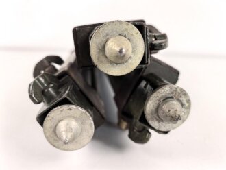 Gestell für Optik Reichswehr und frühe Wehrmacht, passend für Scherenfernrohr, Richtkreis, K-Blink.., Lichtsprechgerät. Reichswehrabnahme, Originallack, eine Schraube neuzeitlich ergänzt