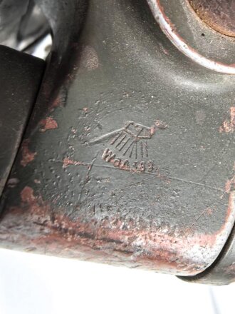 Gestell für Optik Reichswehr und frühe Wehrmacht, passend für Scherenfernrohr, Richtkreis, K-Blink.., Lichtsprechgerät. Reichswehrabnahme, Originallack, eine Schraube neuzeitlich ergänzt