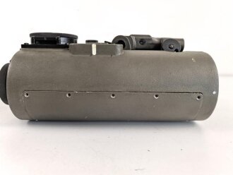 Lichtsprechgerät 80 Wehrmacht. Hersteller  Carl Zeiss Jena 1940. Optisch einwandfrei, Originallack, Funktion nicht geprüft. Im passenden Behälter