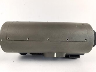 Lichtsprechgerät 80 Wehrmacht. Hersteller  Carl Zeiss Jena 1940. Optisch einwandfrei, Originallack, Funktion nicht geprüft. Im passenden Behälter