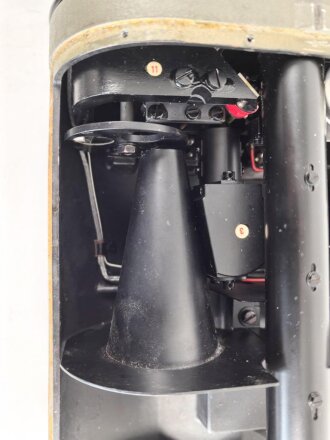 Lichtsprechgerät 80 Wehrmacht. Hersteller  Carl Zeiss Jena 1940. Optisch einwandfrei, Originallack, Funktion nicht geprüft. Im passenden Behälter