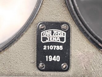 Lichtsprechgerät 80 Wehrmacht. Hersteller  Carl Zeiss Jena 1940. Optisch einwandfrei, Originallack, Funktion nicht geprüft. Im passenden Behälter