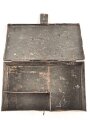 Transportkasten Wehrmacht, datiert 1938. Maße etwa 12,5 x 20 x 6cm. Originallack