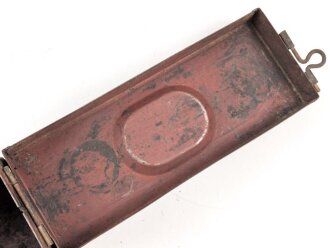 Transportkasten Wehrmacht, Maße etwa  8 x 21 x 10cm. Originallack