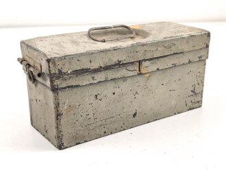 Transportkasten Wehrmacht, Maße etwa  8 x 21 x...