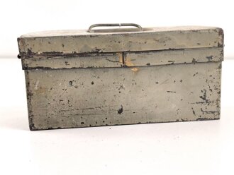 Transportkasten Wehrmacht, Maße etwa  8 x 21 x...