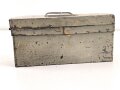 Transportkasten Wehrmacht, Maße etwa  8 x 21 x 10cm. Originallack