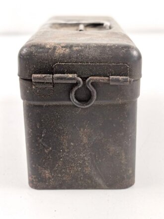 Transportkasten Wehrmacht, Maße etwa  8 x 21 x 10cm. Originallack