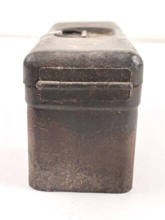Transportkasten Wehrmacht, Maße etwa  8 x 21 x 10cm. Originallack