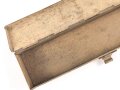Transportkasten Reinigungsgerät für Flak 38 Wehrmacht, Maße etwa  7,5 x 31,5 x 5cm. Originallack