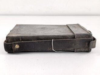 Transportbehälter " PETROLE" vermutlich Frankreich oder Italien. Maße etwa 4,5 x 14 x 20cm