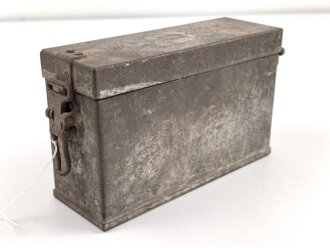 Transportbehälter vermutlich Deutsch 1. Weltkrieg, Maße etwa 6 x 5 x 18,5 x 11,5cm