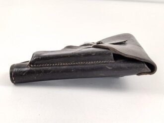 Pistolentasche Wehrmacht für die französische Beutepistole " Unique" Deutsche Fertigung, WaA über dem Verschlussniet