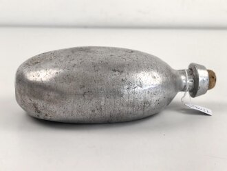 Zaristisches Russland, Feldflasche aus Aluminium, datiert...