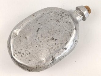 Zaristisches Russland, Feldflasche aus Aluminium, datiert 1906