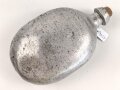 Zaristisches Russland, Feldflasche aus Aluminium, datiert 1906