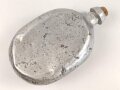 Zaristisches Russland, Feldflasche aus Aluminium, datiert 1906